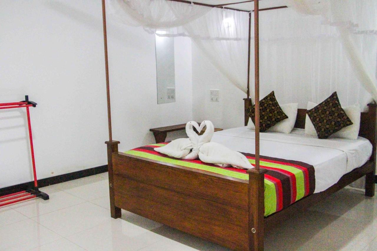 Sigiriya Mana B&B Ngoại thất bức ảnh